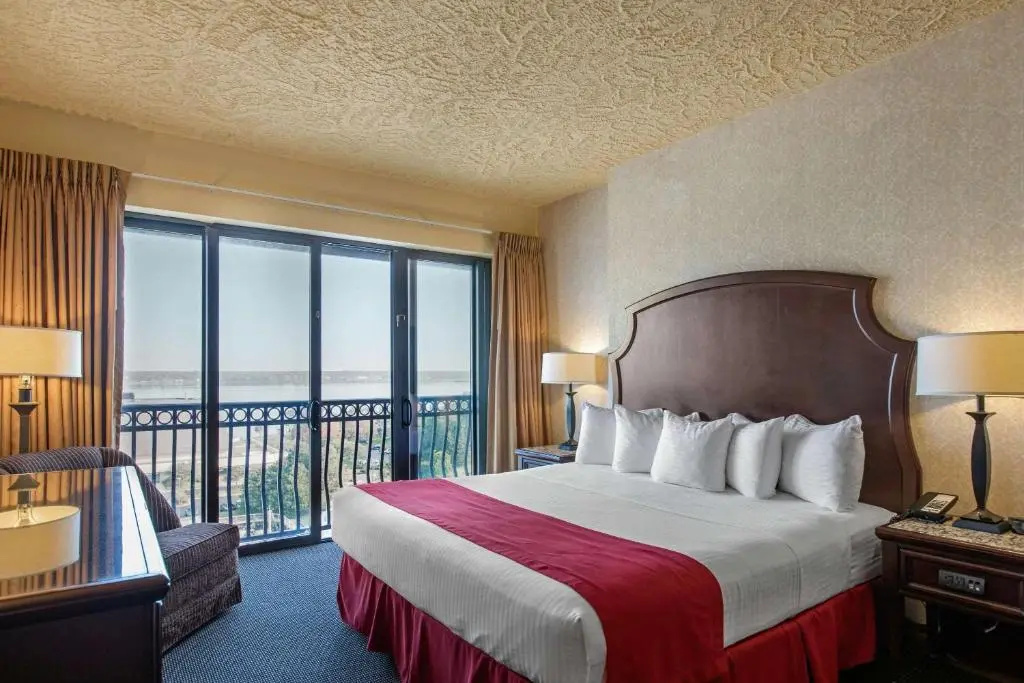 Shoreline Inn & Conference Center, an Ascend Collection Hotel - Chambres