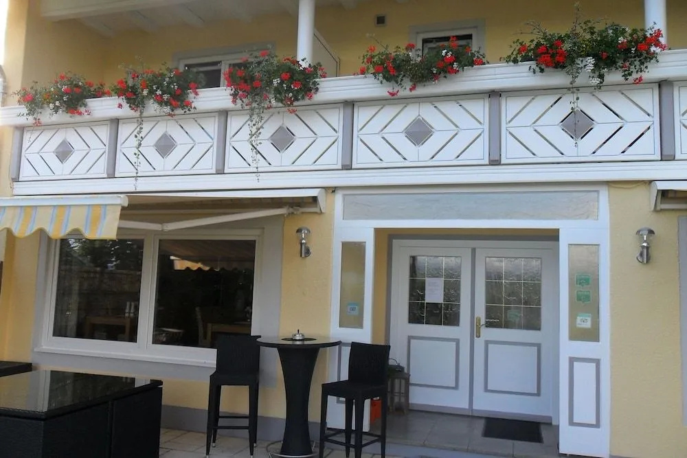 Hotel Alpina