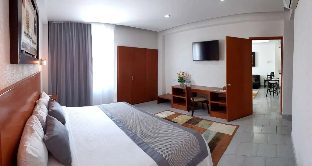 2 Bedrooms Executive Quadruple Suite