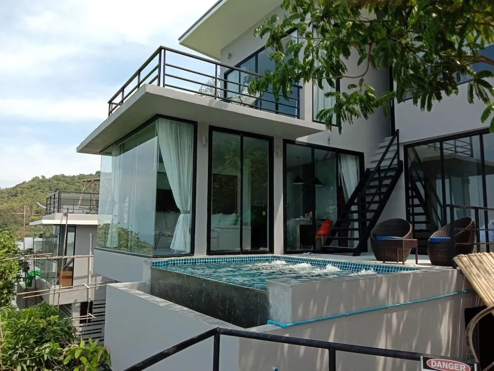 3 Bedrooms Family Villa with balcony and with sea view