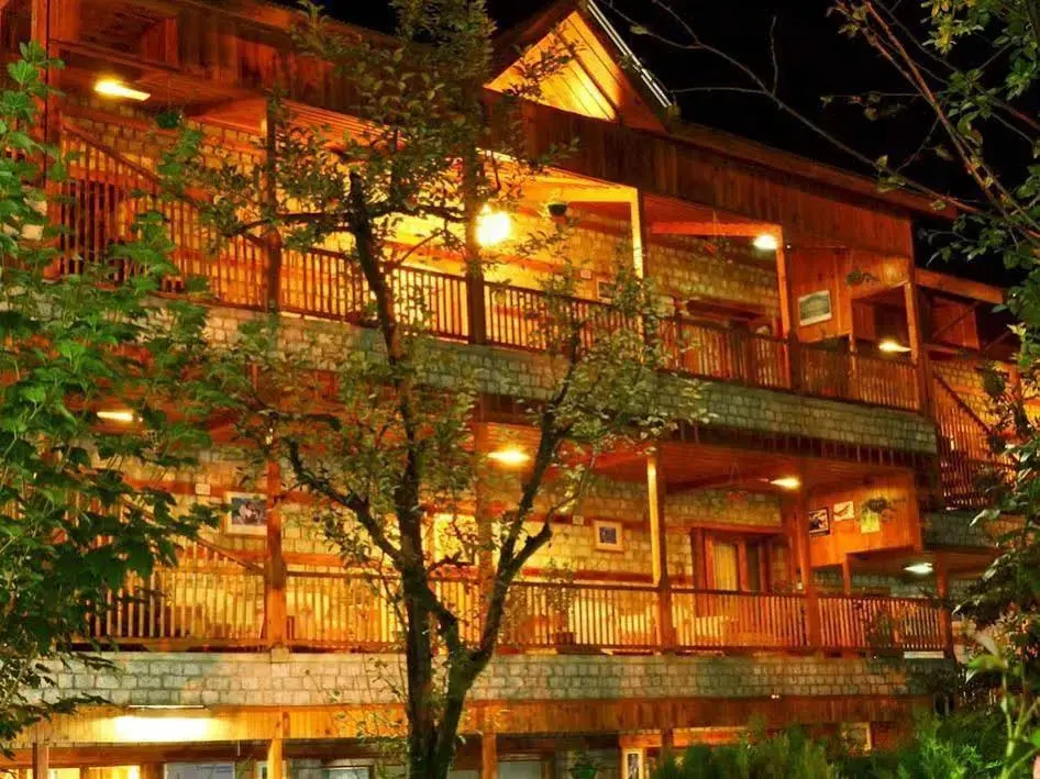 Hotel Negis Mayflower