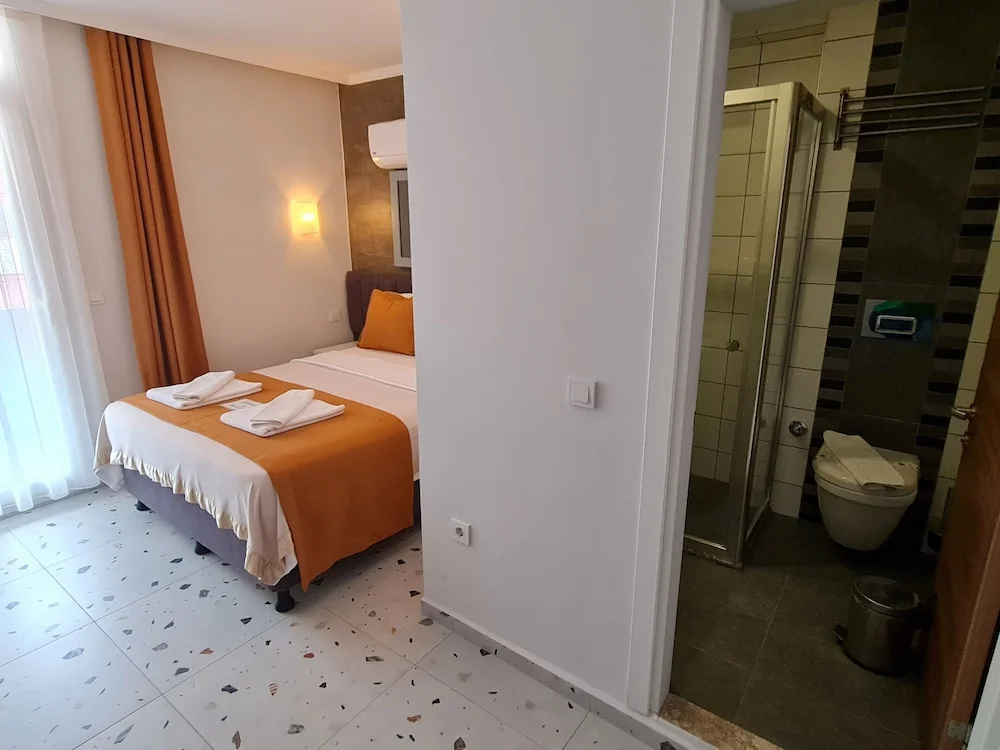 Tonoz Beach Hotel - Chambres