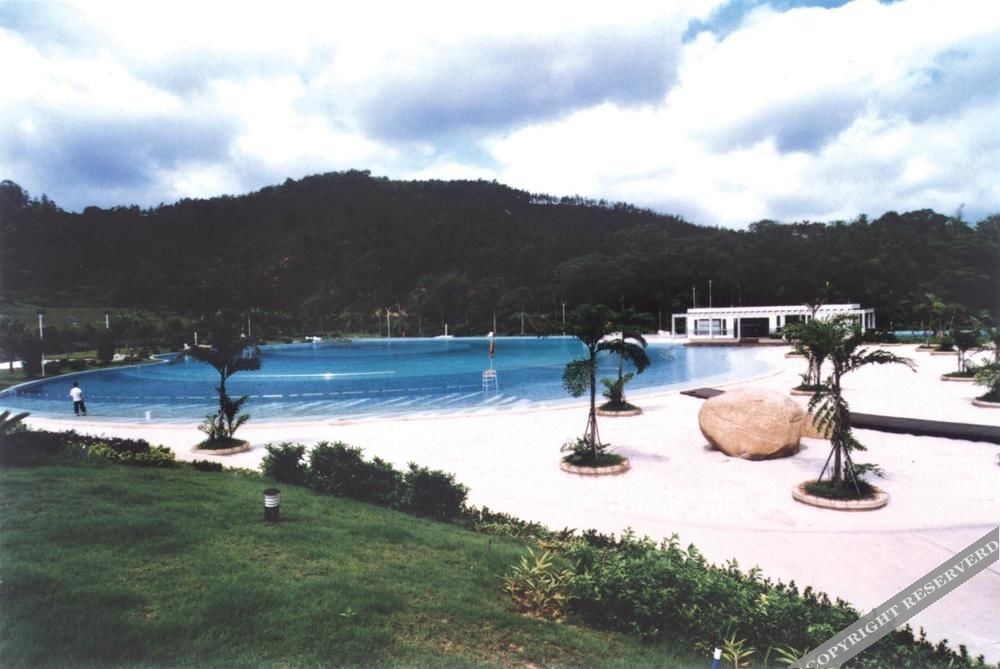 Beach & Waterfront