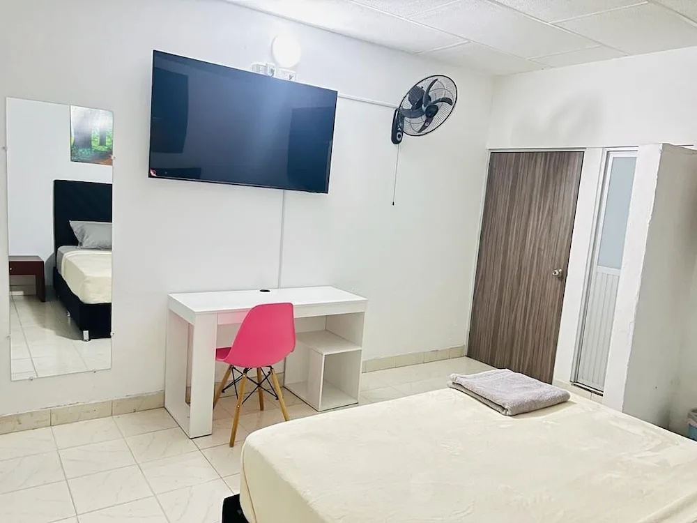 Economy room