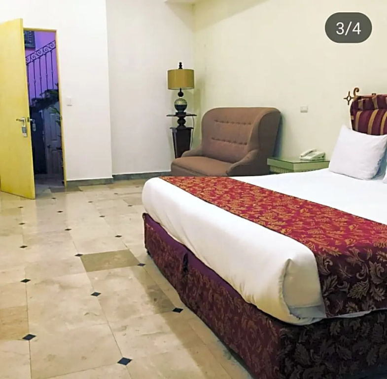 Deluxe Suite