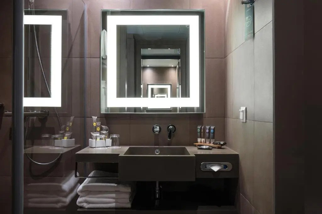 Двухместный номер Standard 2 отдельные кровати в Novotel Almaty city center