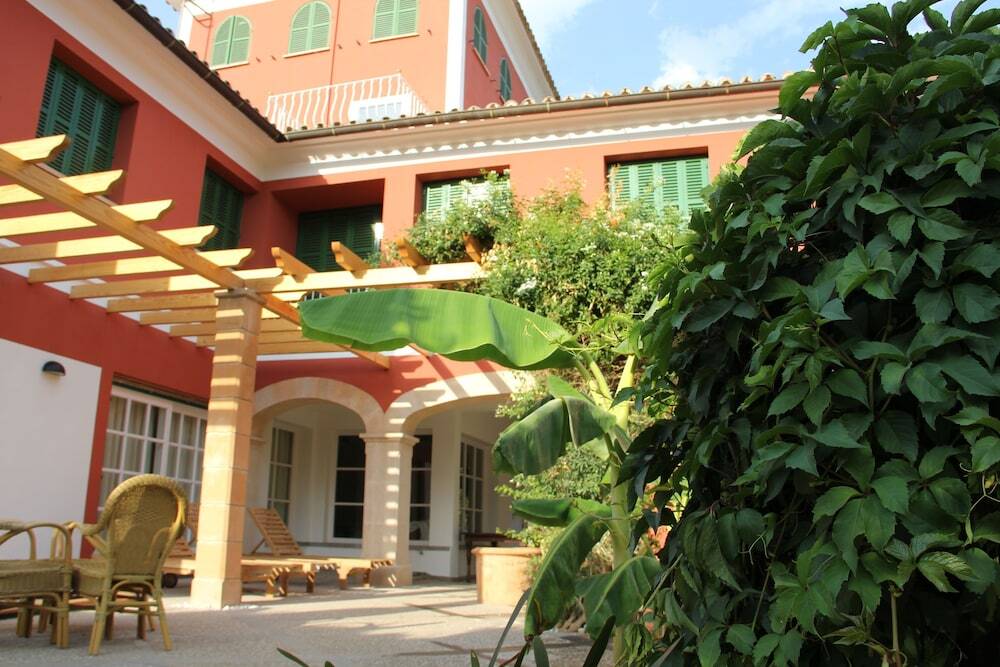 Residencia Los Naranjos