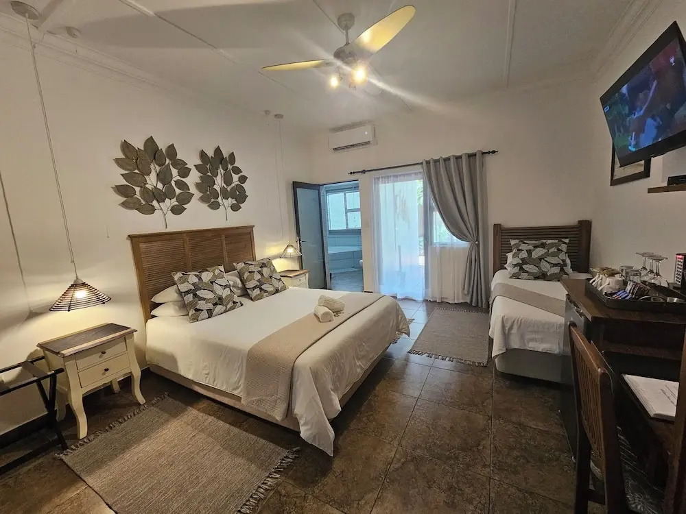 1 Bedroom Deluxe Double room with garden view (full double bed)