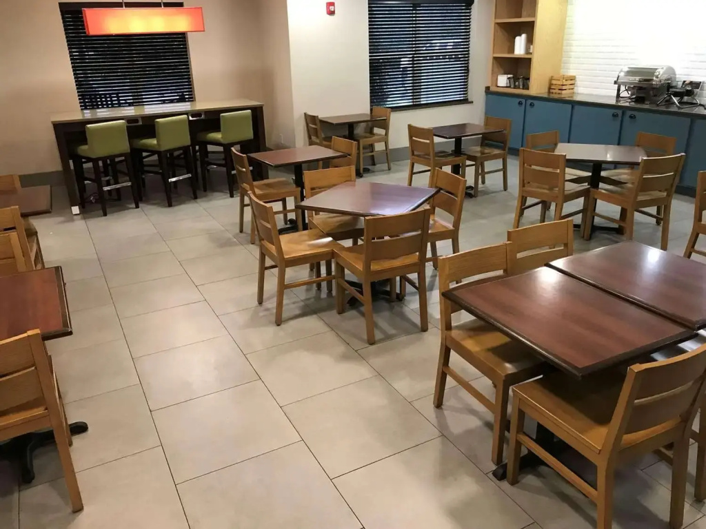 Country Inn & Suites by Radisson, Emporia, VA - Général