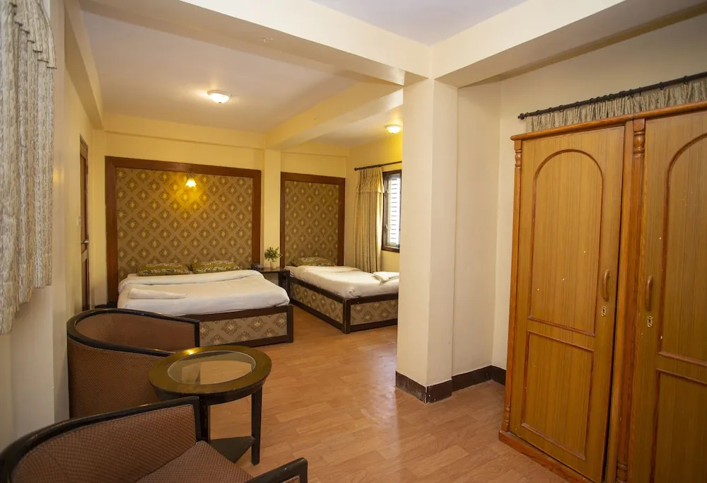 Standard Double room with balcony (full double bed)