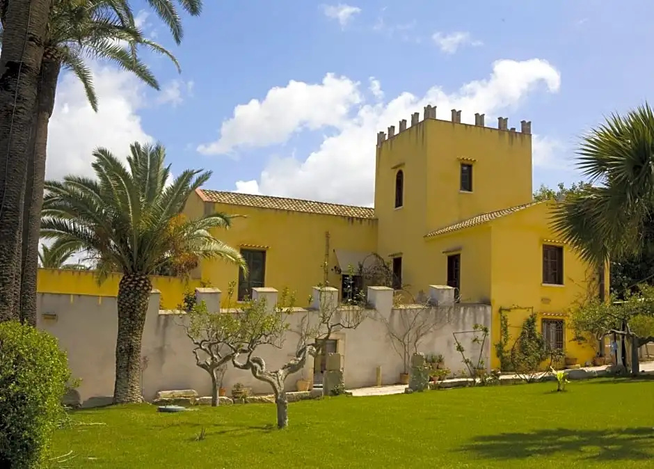 Bed And Breakfast Villa Pilati by DomuSicily