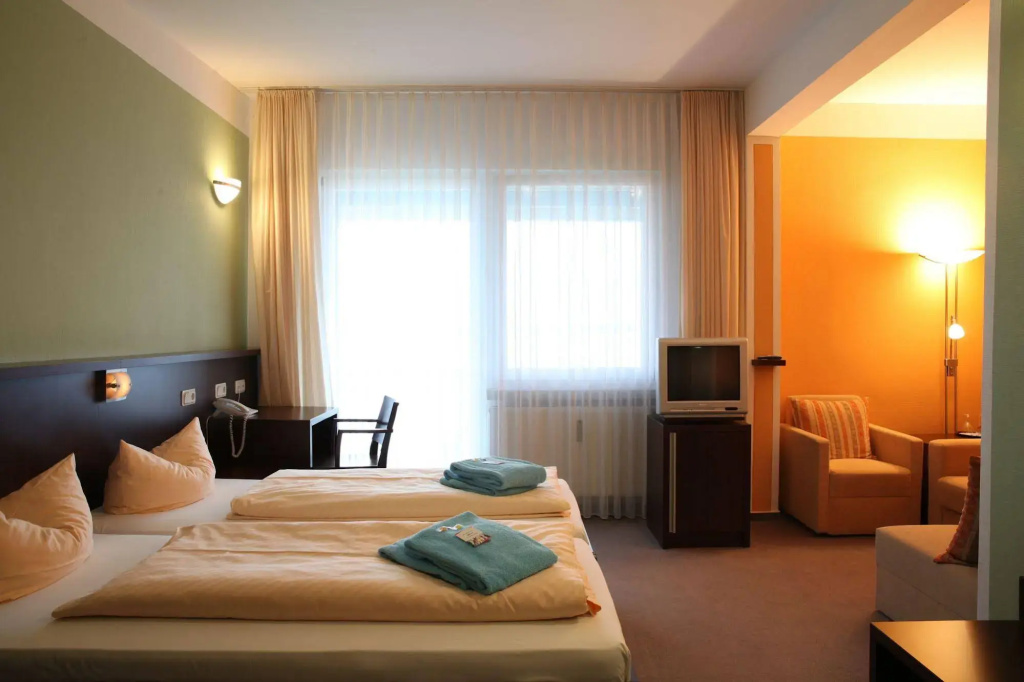 Strandhotel Senftenberger See - Général