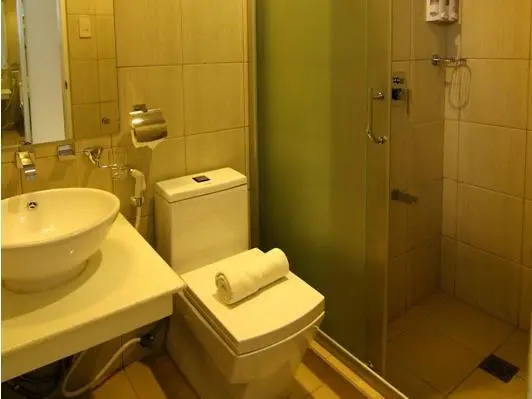 Deluxe Double Studio (full double bed)