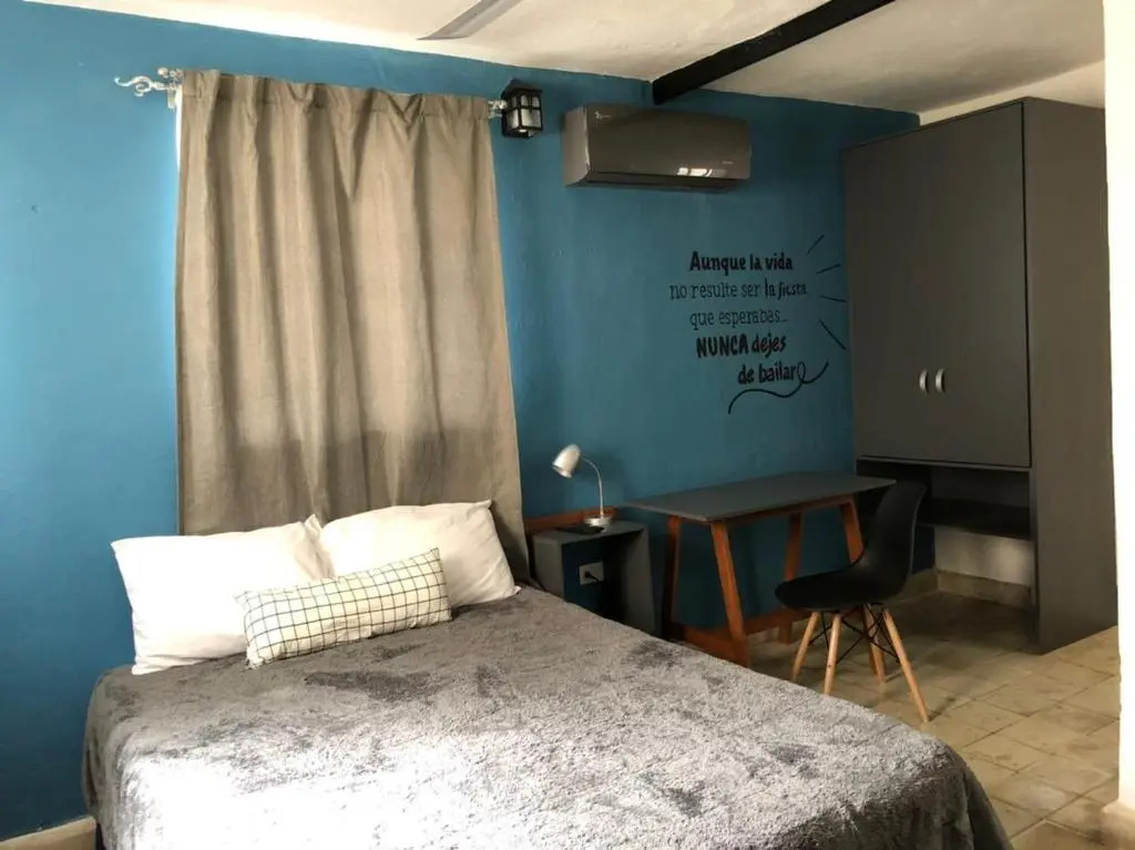 Economy room