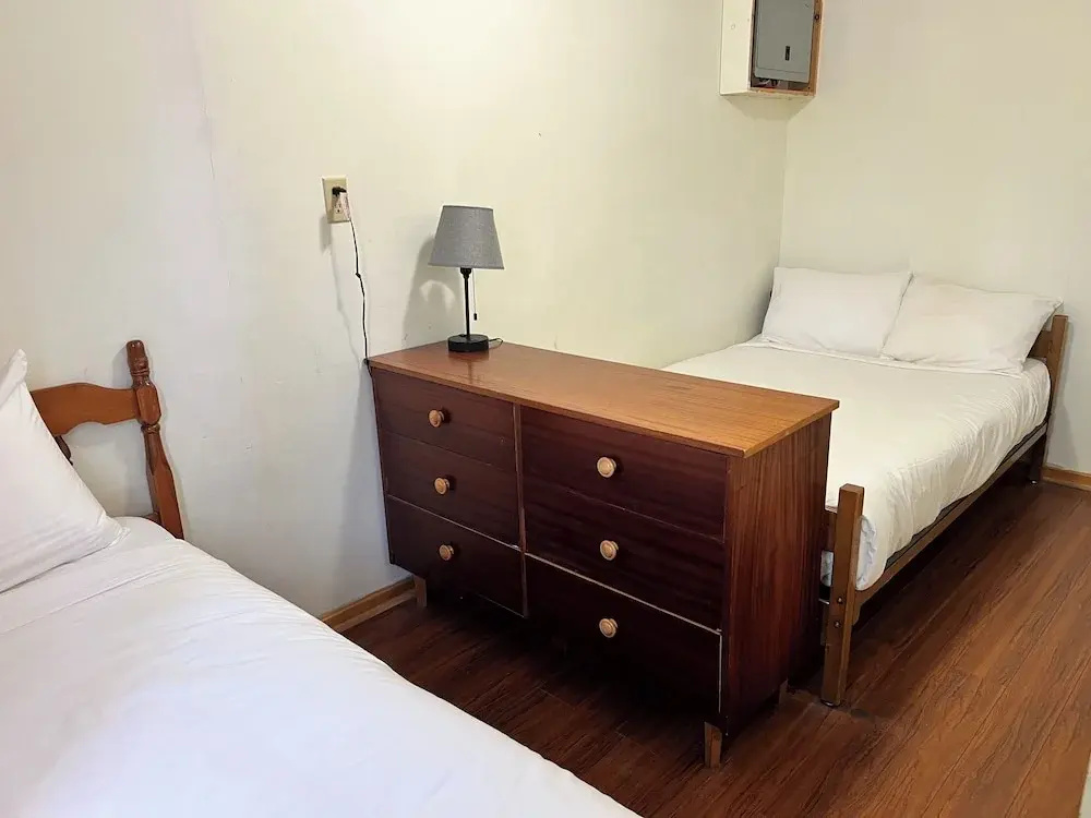 4 Bedrooms Family Cottage