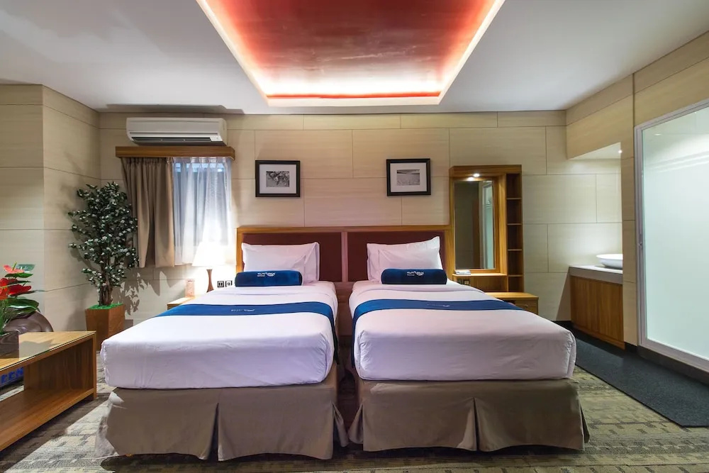 Kutabex Beach Front Hotel - Chambres