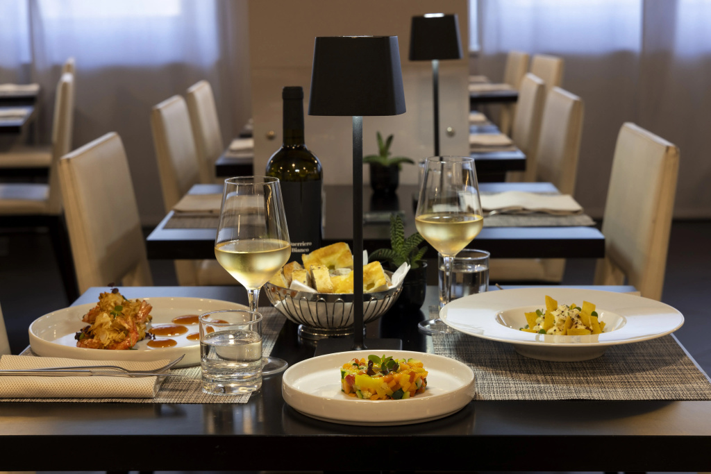 Holiday Inn Genoa City by IHG - Général
