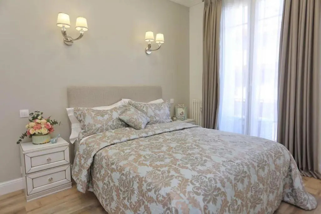 Superior Apartment