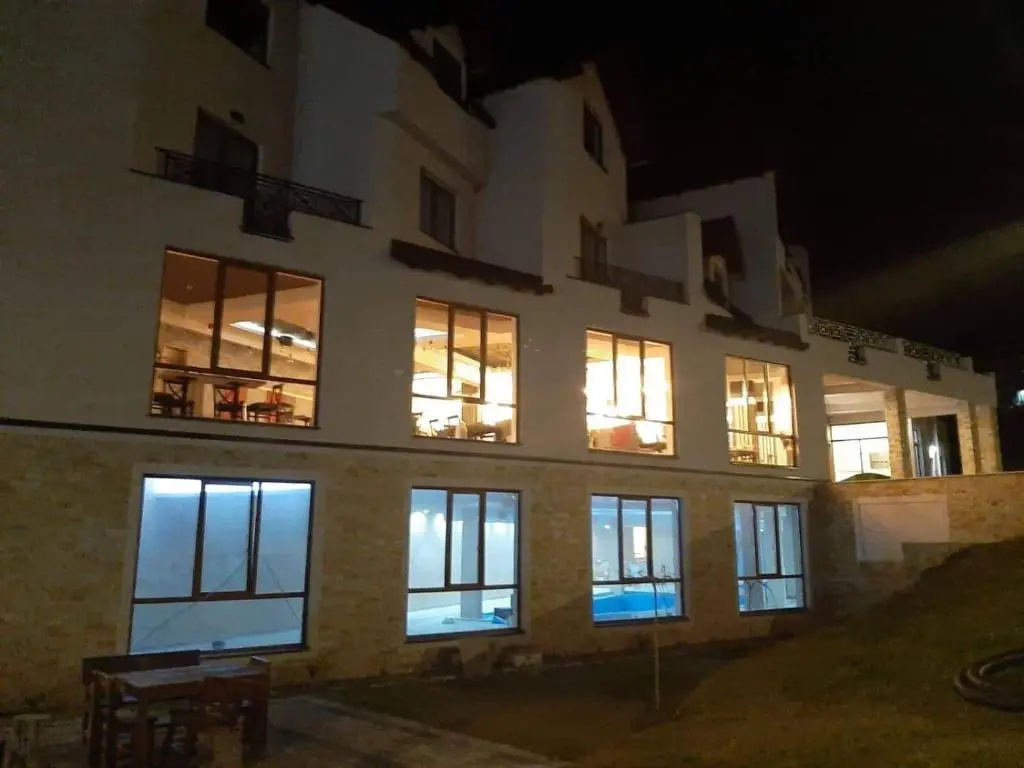 Milmari Apartman Janus P24 P25