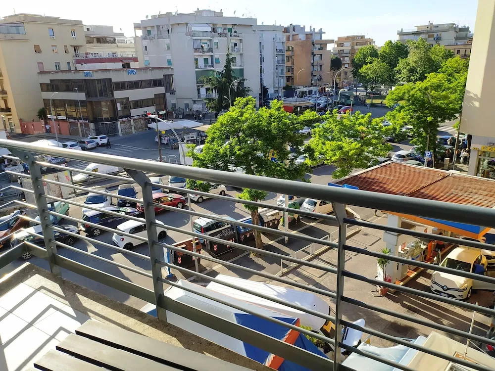 Nice Apartment Close Metro C - Mirti