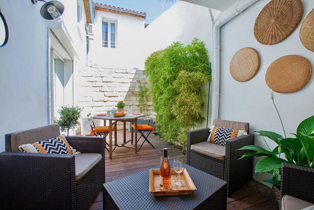Home Chic Home - La Terrasse Bazille
