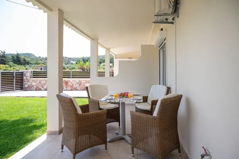 Absinthia Fanes Residences
