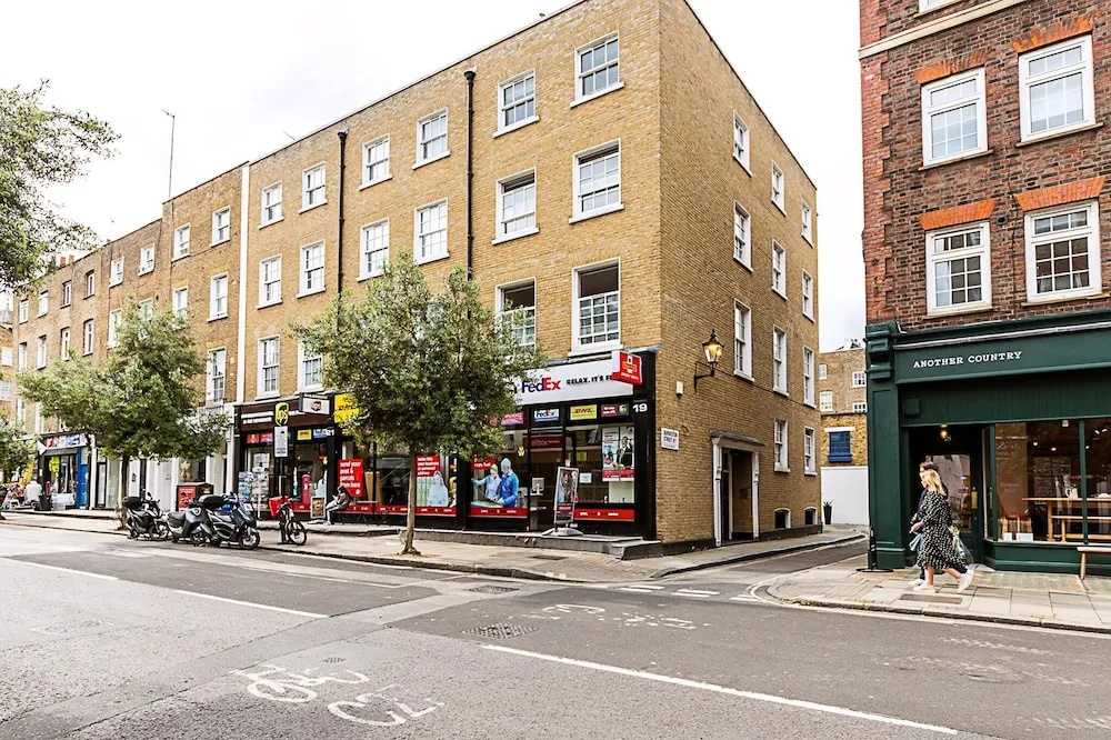 Elegant and Cosy Family Apartment in Marylebone