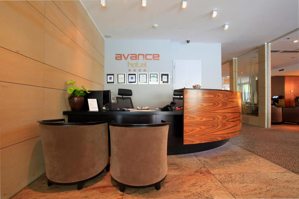 Hotel Avance - фото 2