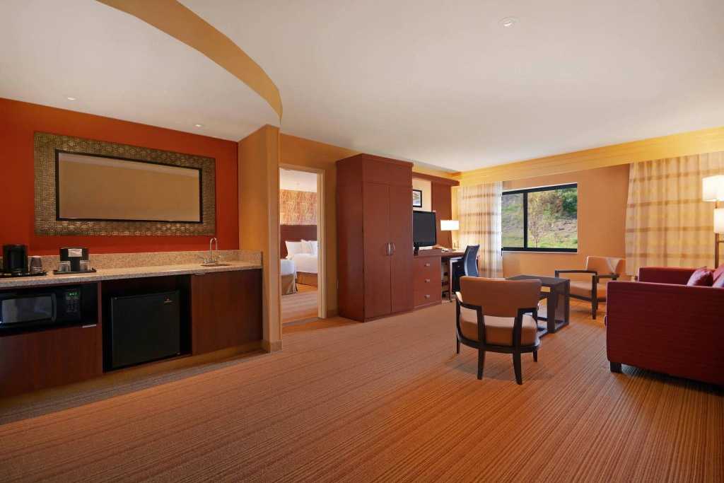 Quadruple Suite