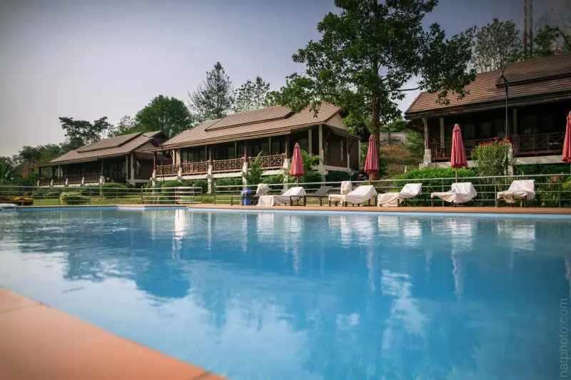 Deluxe Double room with pool view (twin beds)