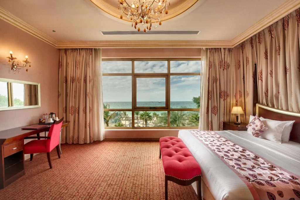 Sahara Beach Resort & Spa - фото 4