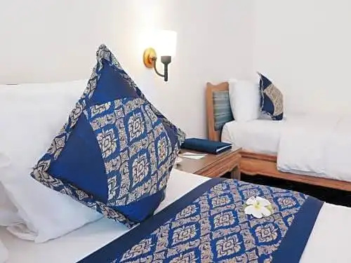 Deluxe Double room (full double bed)