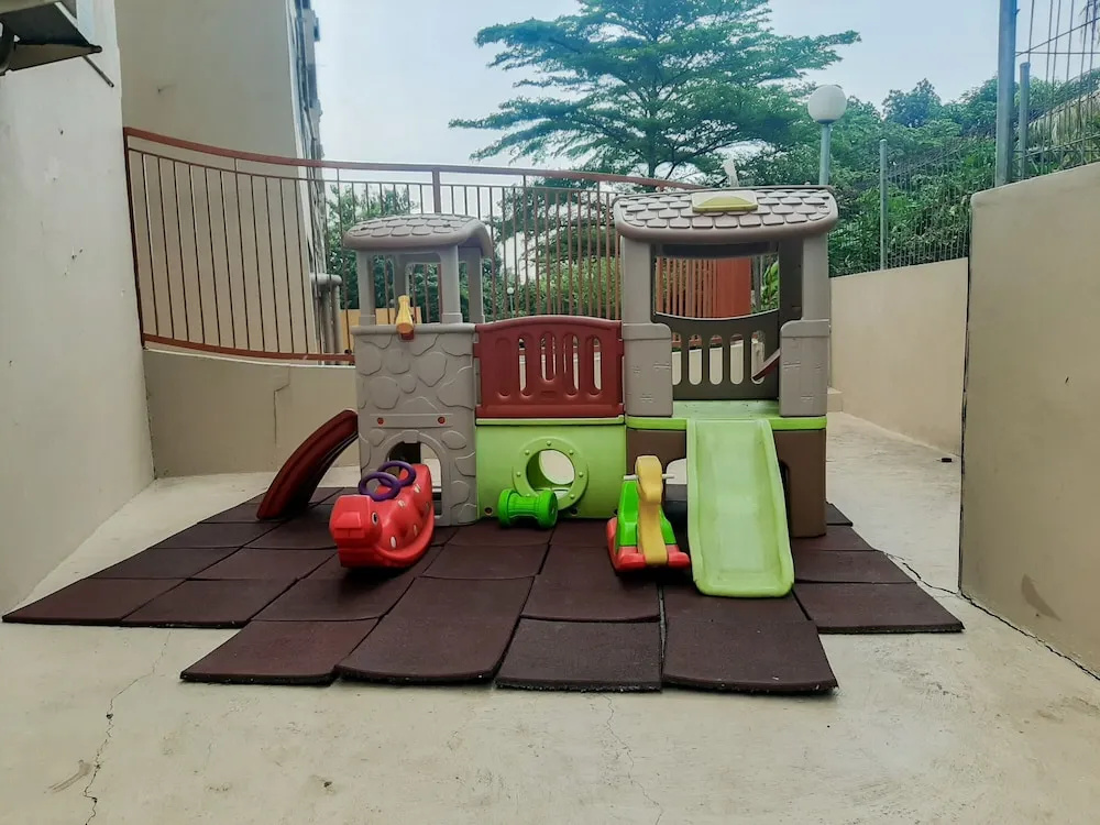 Comfort And Cozy Living 2Br At Medina Apartment
