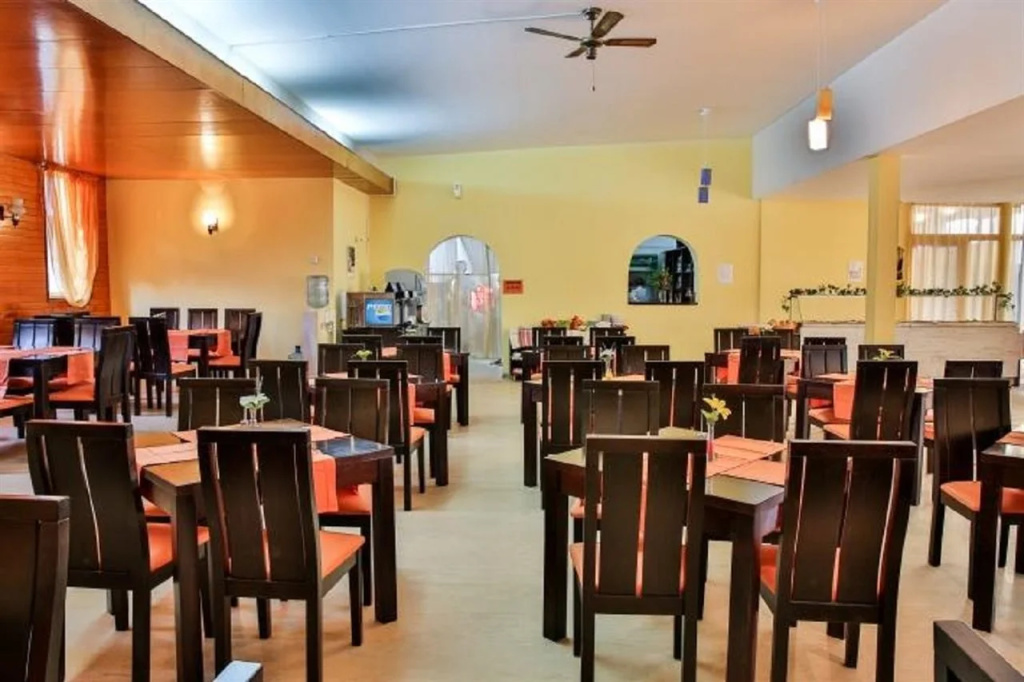 Food & Beverage
