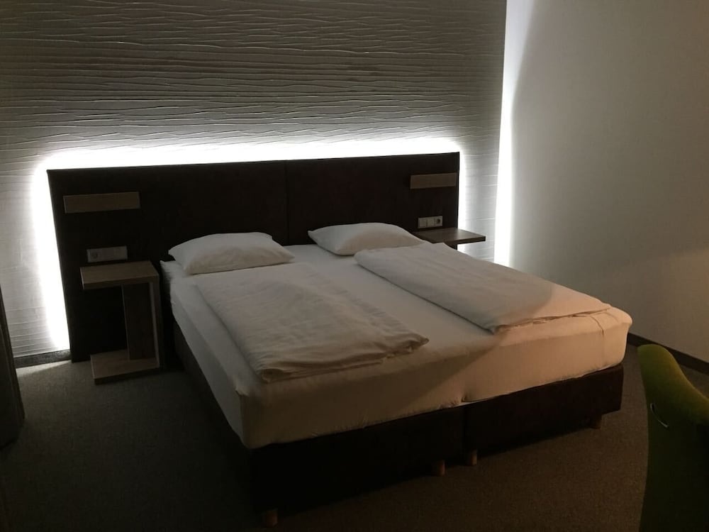 Comfort room — room photo 1