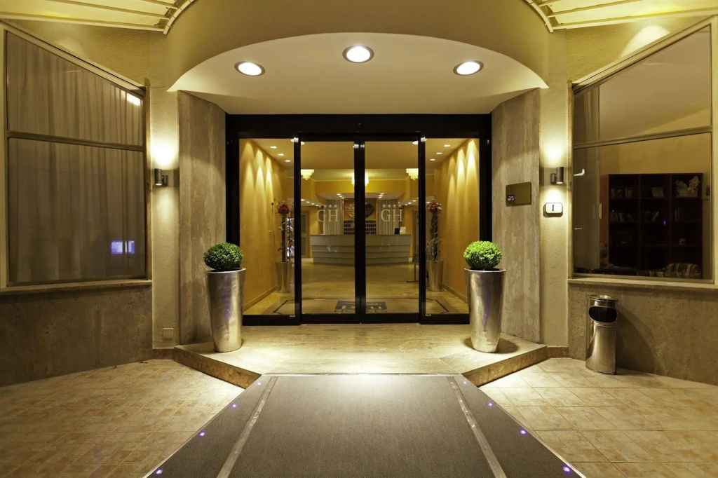 Grand Hotel - Général