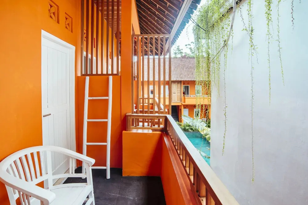 Balcony & Terrace