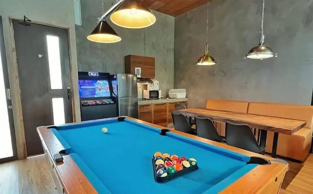 5 Bedrooms Family Villa with pool view