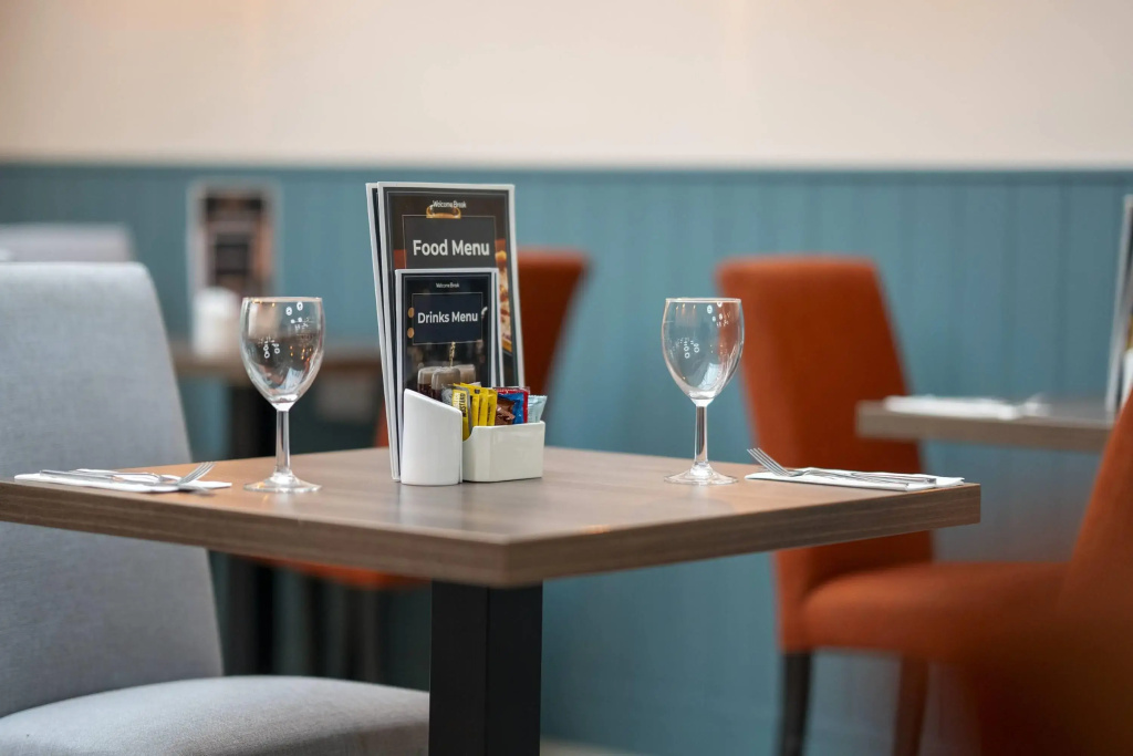 Ramada by Wyndham London Stansted Airport - Général