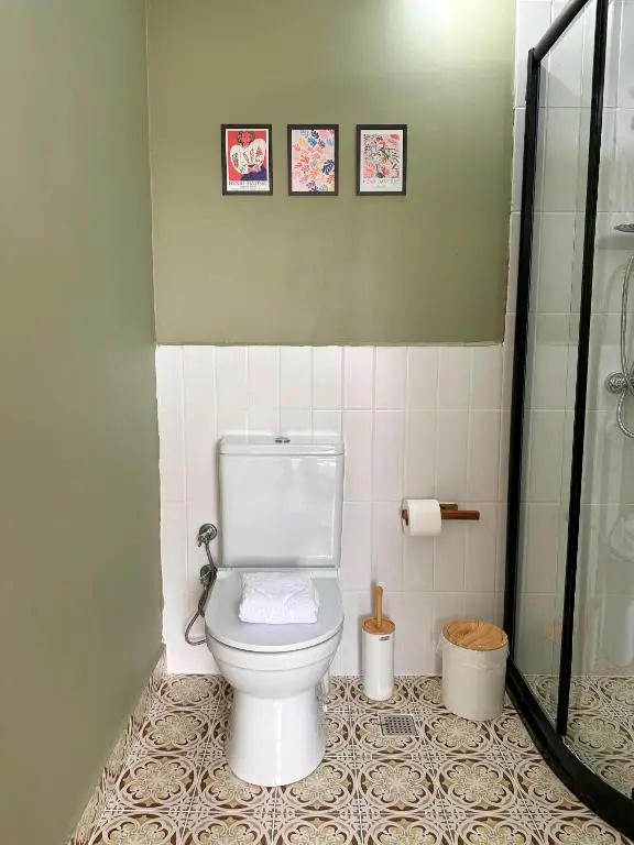 Standard Double room with balcony (full double bed)