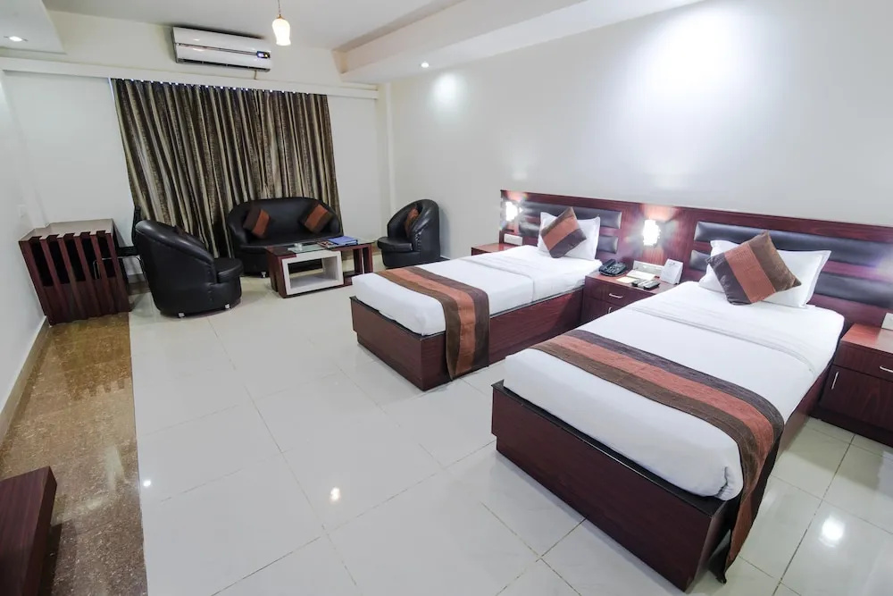 1 Bedroom Premium Double room (twin beds)