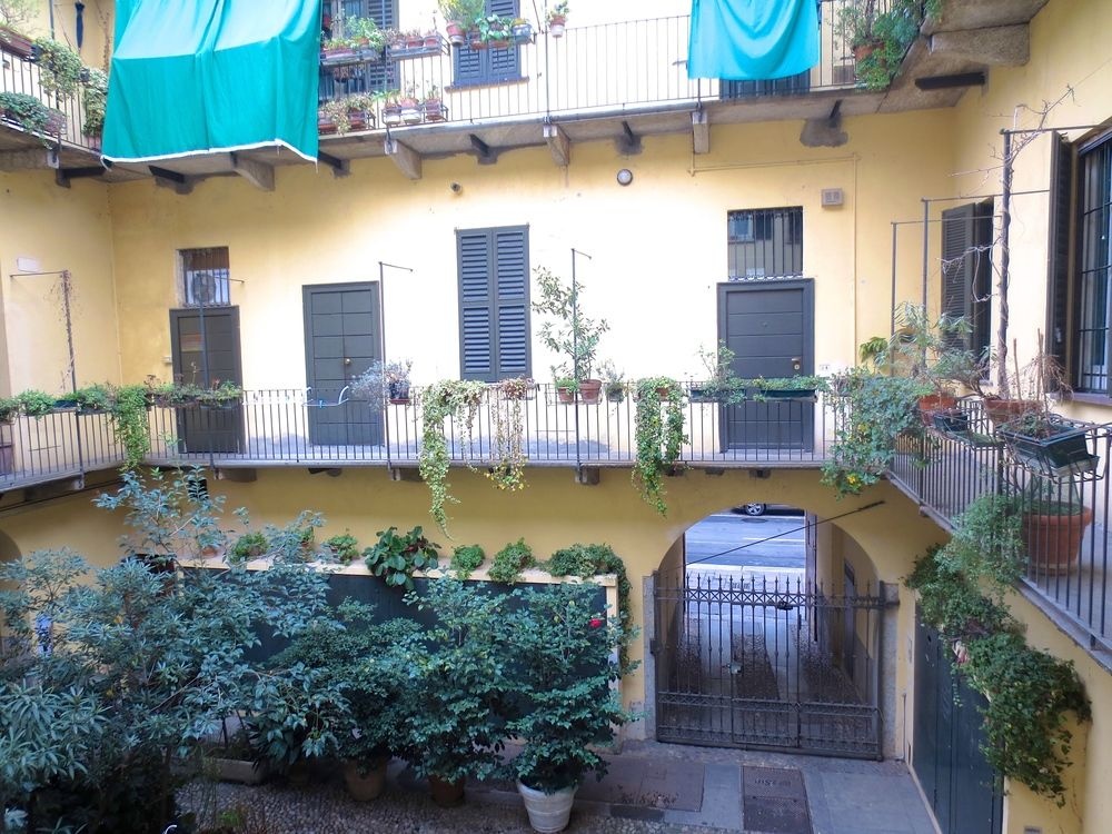 Temporary House Milan - San Gottardo