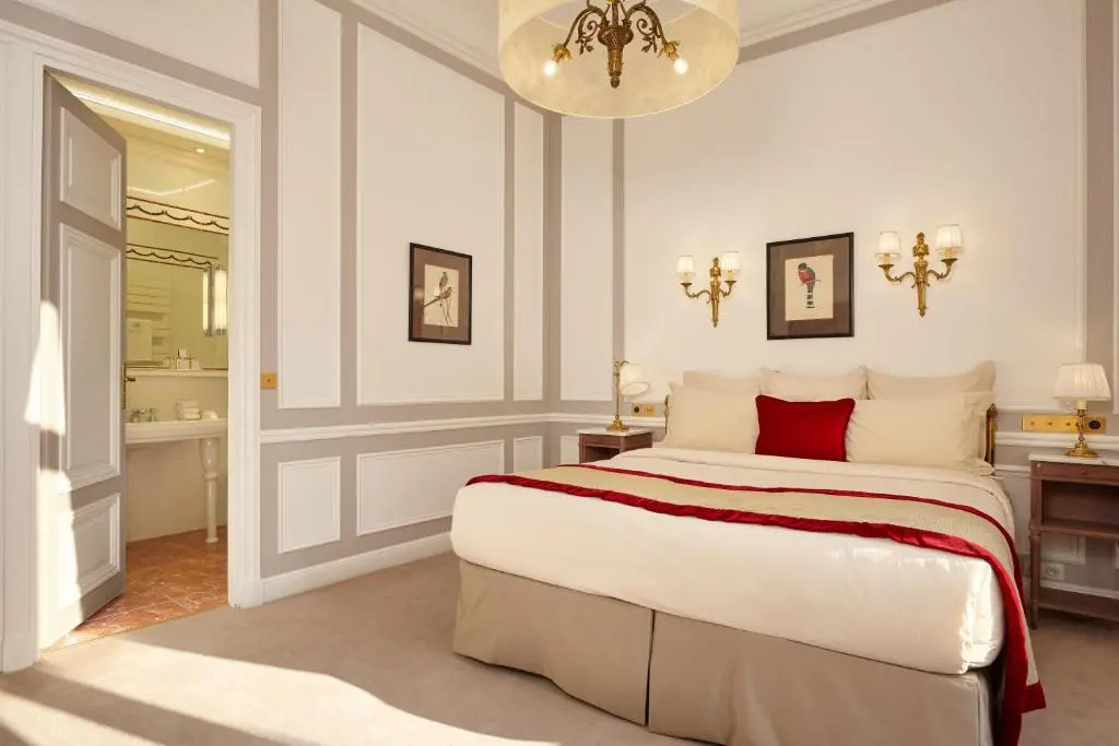 Hotel Regina Louvre 117