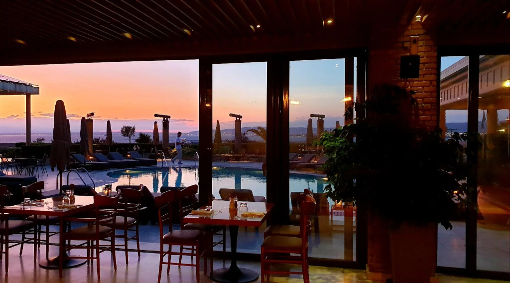 Hotel photo 18