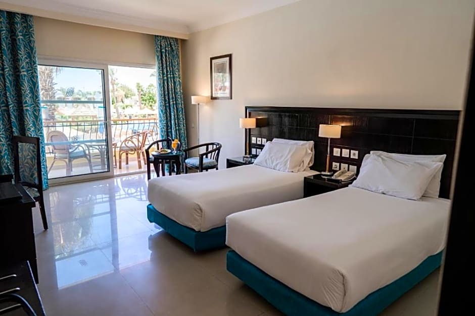Номер в Sierra Sharm El Sheikh Hotel
