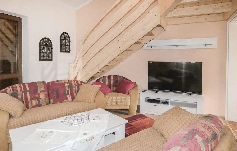 Beautiful Home in Falkenstein With 3 Bedrooms and Wifi
