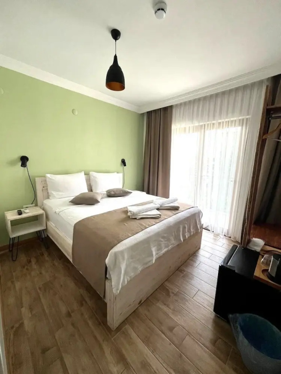 Economy Double room (full double bed)