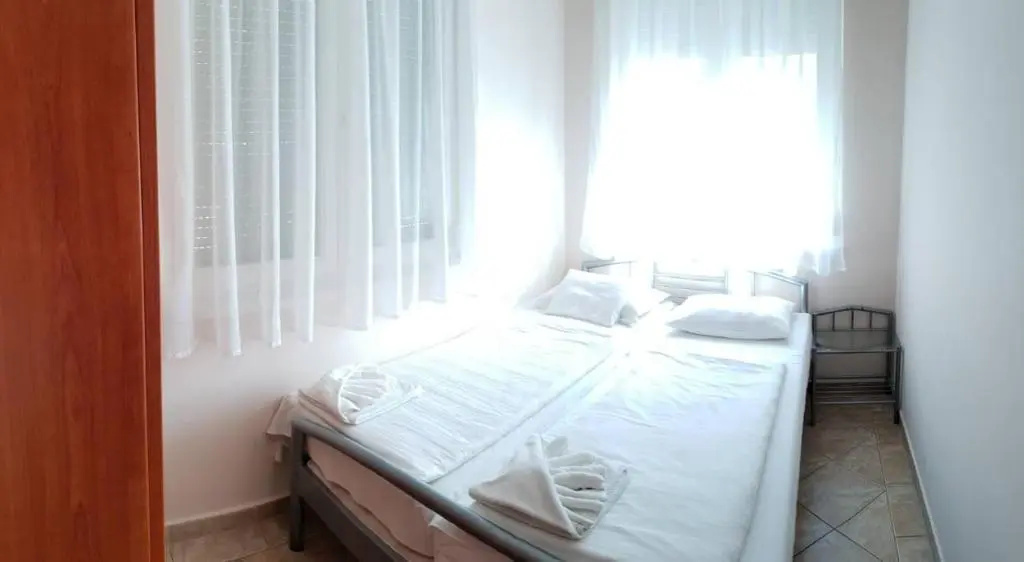 Beach Hotel - Chambres