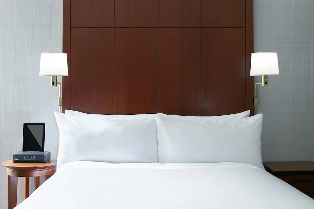 Classic Double room (full double bed)