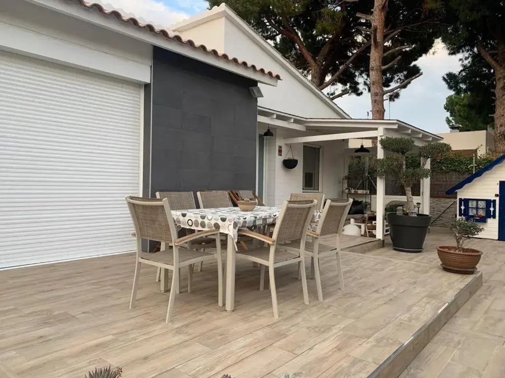 Lovely house near the beach